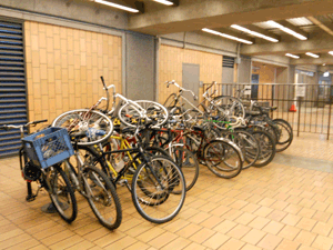 crowded bike rack at Ashby Station