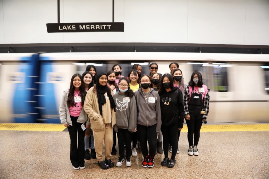 Girls from Girls Inc. of Alameda County at Lake Merritt Station.