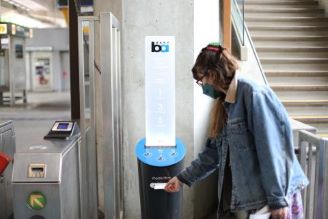 Story dispenser being used